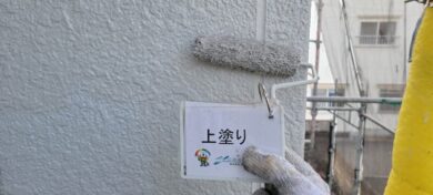 奈良橿原市F様邸（アパート）　外壁塗装・屋根塗装工事 外壁上塗り