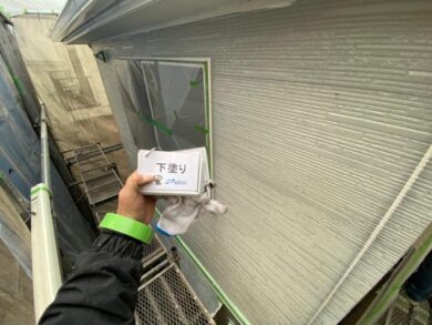 奈良香芝市F様邸　外壁塗装・屋根塗装工事 外壁下塗り