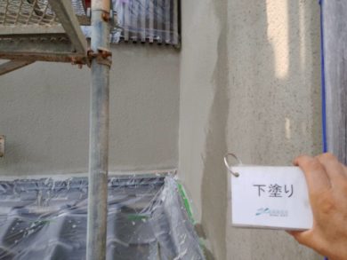 奈良香芝市M様邸　外壁塗装・ベランダ防水工事・外塀塗装 外壁塗装下塗り1回目