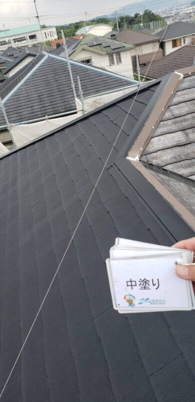 奈良香芝市K様邸　外壁塗装・屋根塗装工事 屋根中塗り