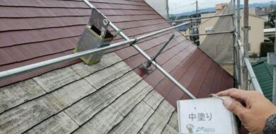 奈良香芝市S様邸　外壁塗装・屋根塗装・防水工事 屋根中塗り