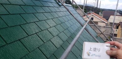 奈良香芝市T様邸　外壁塗装・屋根塗装・防水工事 屋根上塗り