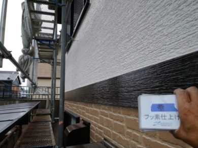 奈良・大和高田市Ｉ様邸 外壁・屋根塗装工事 付帯部のフッ素仕上げ（帯）