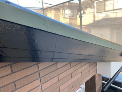 奈良大和高田市W様邸　外壁塗装・屋根カバー工法・防水工事 破風フッ素仕上げ