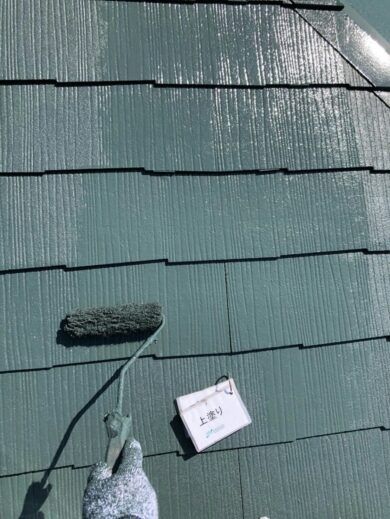 奈良北葛城郡王寺町T様　外壁塗装・屋根塗装・防水工事 屋根塗装上塗り