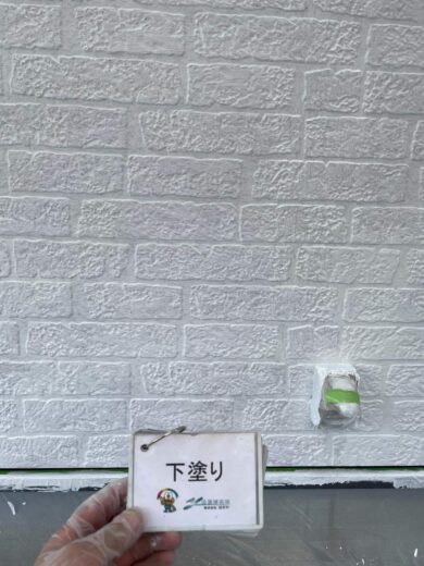 奈良香芝市T様邸　外壁塗装・防水工事 外壁下塗り