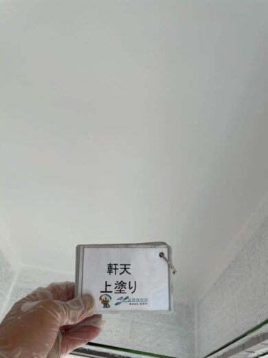 奈良香芝市T様邸　外壁塗装・防水工事 軒天上塗り