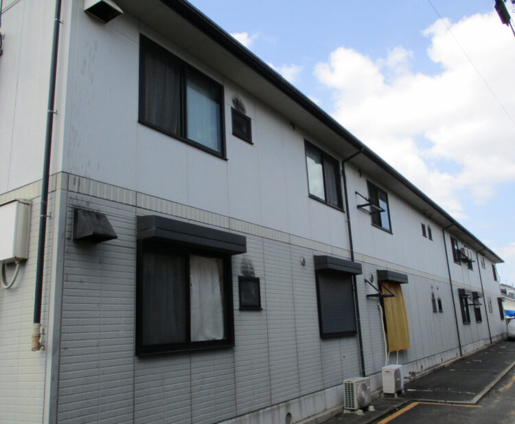 奈良橿原市K様邸（アパート）　外壁塗装・屋根塗装工事 施工前の写真