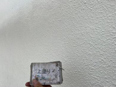 奈良御所市T様邸　外壁塗装・屋根塗装工事　 外壁上塗り