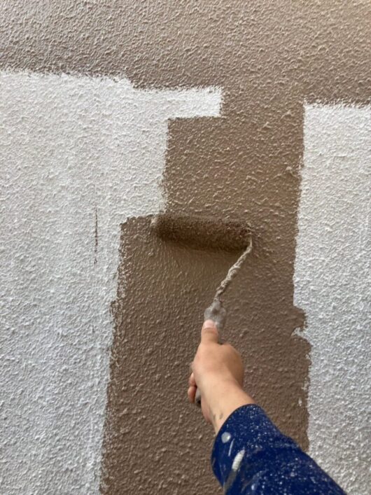 奈良県橿原市中町Y様邸　外壁塗装・屋根塗装・防水工事 外壁下塗り