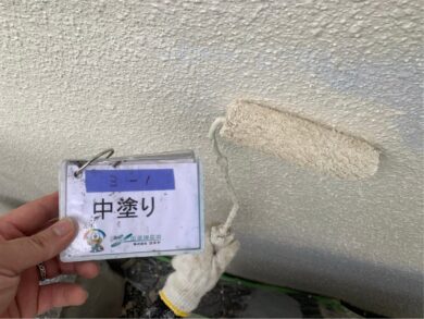 奈良橿原市T株式会社様（工場）　外壁塗装工事 外壁中塗り