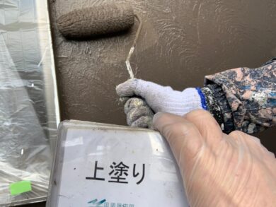 奈良香芝市T様　外壁塗装・屋根カバー工法・防水工事 外壁塗装上塗り①
