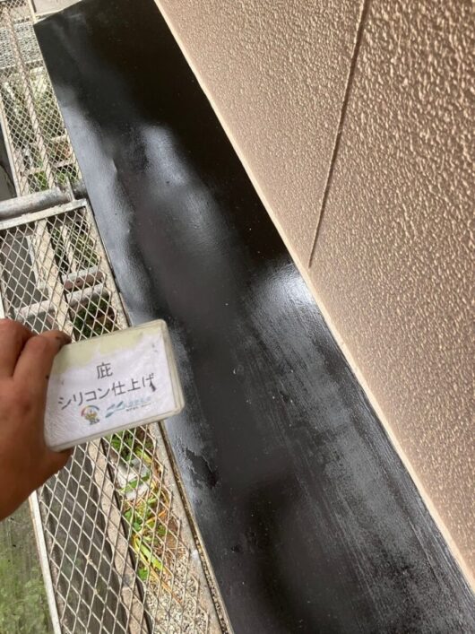 奈良県橿原市中町Y様邸　外壁塗装・屋根塗装・防水工事 庇シリコン仕上げ