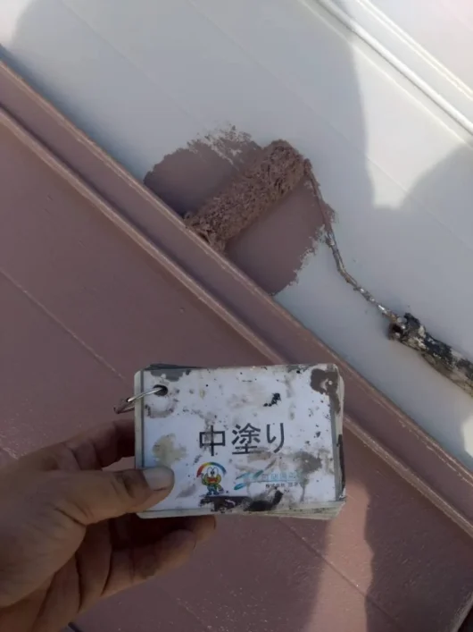 奈良県大和高田市 株式会社N様（工場）　屋根塗装工事 中塗り