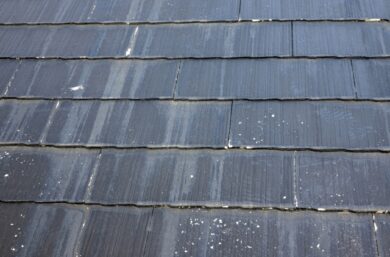 奈良の香芝市の株式会社ヨネヤの外壁塗装と屋根塗装の屋根の劣化