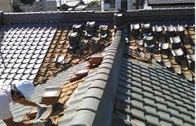 屋根の葺き替え工事の知識