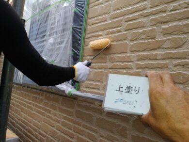 奈良大和高田市I様邸　外壁塗装・屋根塗装工事 1F1外壁塗装上塗り
