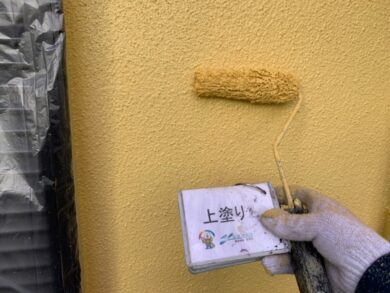 奈良生駒郡斑鳩町M様邸　外壁塗装・屋根塗装・防水工事 外壁上塗り