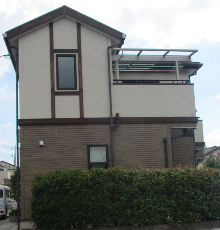 奈良の香芝市の株式会社ヨネヤの外壁塗装と屋根塗装の費用を抑える方法