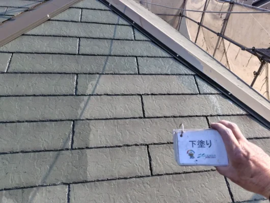 奈良県葛城市八川S様邸　屋根塗装・外壁塗装・防水工事 屋根　下塗り