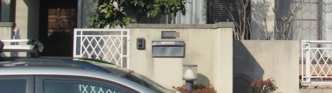 奈良県橿原市光陽町T様邸　デザインポスト入れ替え工事 施工前の写真