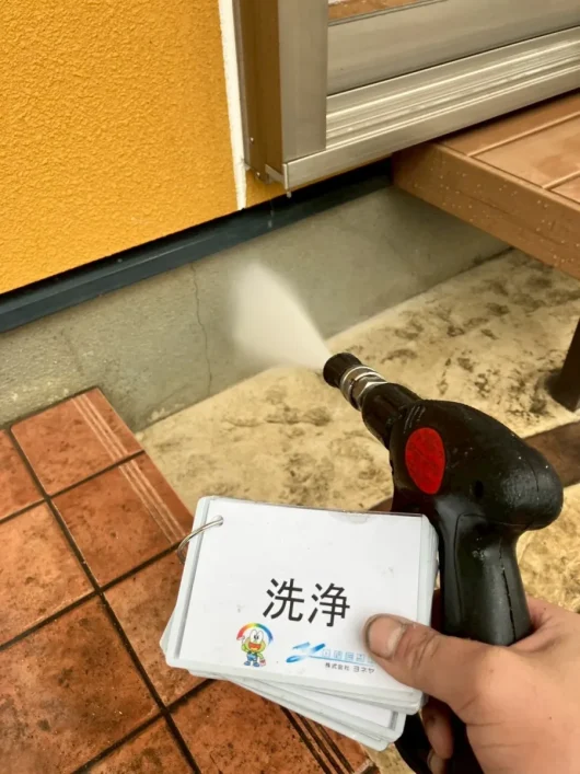 京都府木津川市T様邸　外壁塗装・屋根塗装・防水工事 外壁　洗浄