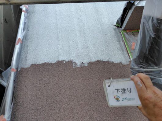 奈良県磯城郡田原本町Y様邸　外壁塗装・屋根塗装・防水工事 外壁下塗り
