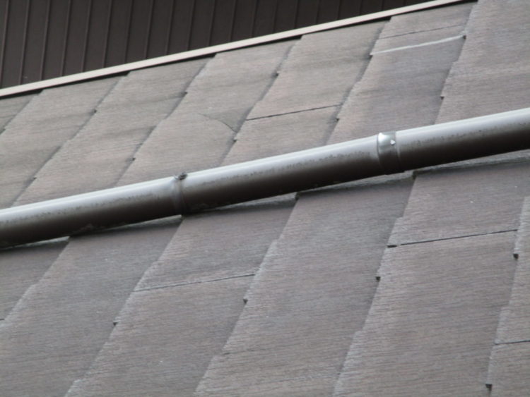 奈良の香芝市の株式会社ヨネヤの外壁塗装と屋根塗装のスレート屋根ずれ
