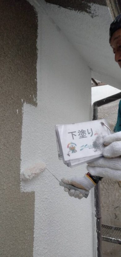 奈良香芝市M様邸　外壁塗装・防水工事 外壁下塗り