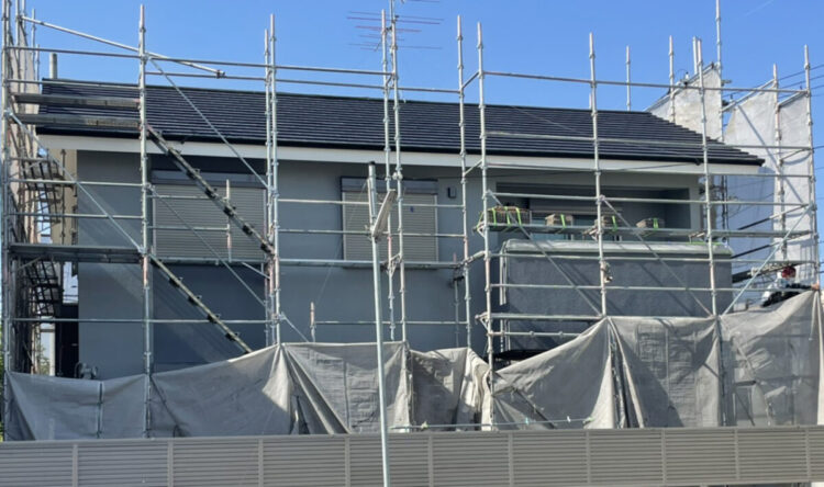 奈良の香芝市の株式会社ヨネヤの外壁塗装と屋根塗装の足場