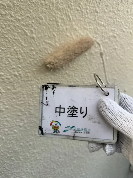 奈良県天理市川原城町辻村ビル様　外壁塗装・防水工事 中塗り