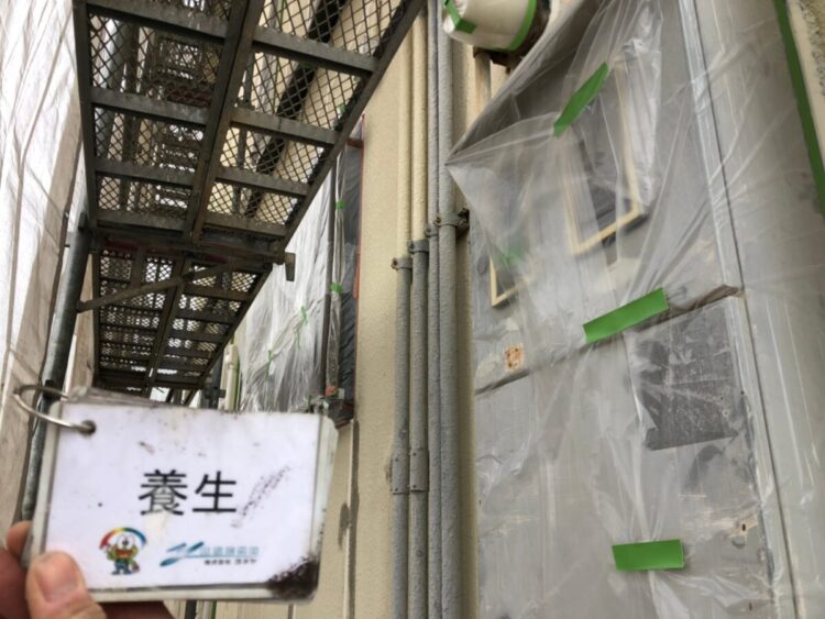 奈良の香芝市の株式会社ヨネヤと株式会社YONEXの外壁塗装と屋根等の作業工程⑤