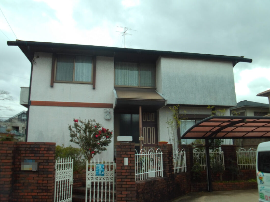 奈良県生駒市あすか野北O様邸　外壁塗装・屋根塗装工事 施工前の写真