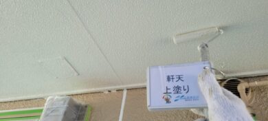 奈良橿原市F様邸（アパート）　外壁塗装・屋根塗装工事 軒天上塗り