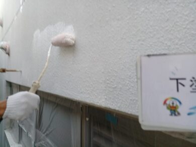 奈良橿原市A株式会社様（オフィスビル）　外壁塗装工事 外壁下塗り