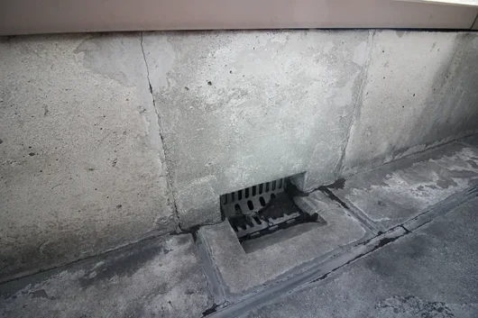 ベランダの排水口