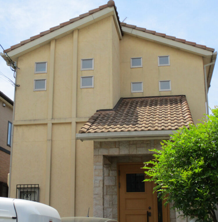 奈良生駒郡三郷町K様邸　外壁塗装・屋根塗装・防水工事 施工前の写真