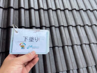 奈良香芝市T様邸　外壁塗装・屋根塗装工事 屋根下塗り