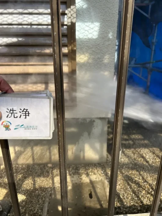 京都府木津川市N様邸　外壁塗装・屋根カバー工事 外壁　洗浄