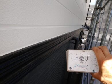 奈良生駒郡斑鳩町I様邸　外壁塗装・屋根塗装・防水工事 外壁上塗り