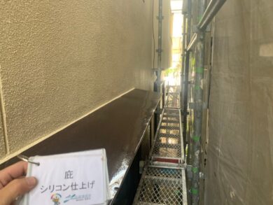 奈良香芝市Ｉ様邸　外壁塗装・屋根塗装・防水工事 庇シリコン仕上げ
