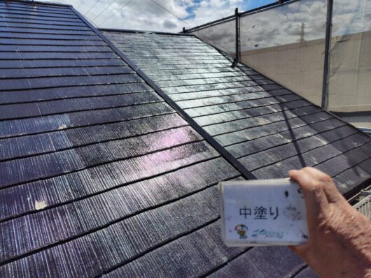 奈良県磯城郡田原本町Y様邸　外壁塗装・屋根塗装・防水工事 屋根中塗り