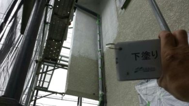 奈良香芝市M様　外壁塗装・屋根塗装 外壁塗装　下塗り