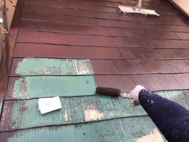 奈良北葛城郡上牧町S様　外壁塗装・屋根塗装・防水工事 屋根塗装中塗り