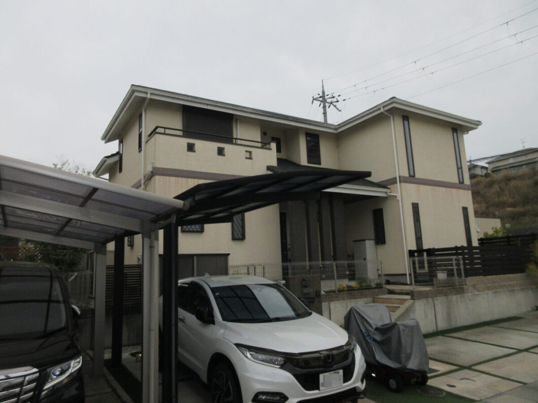 奈良県生駒市Ｔ様　外壁・屋根塗装工事 施工前の写真