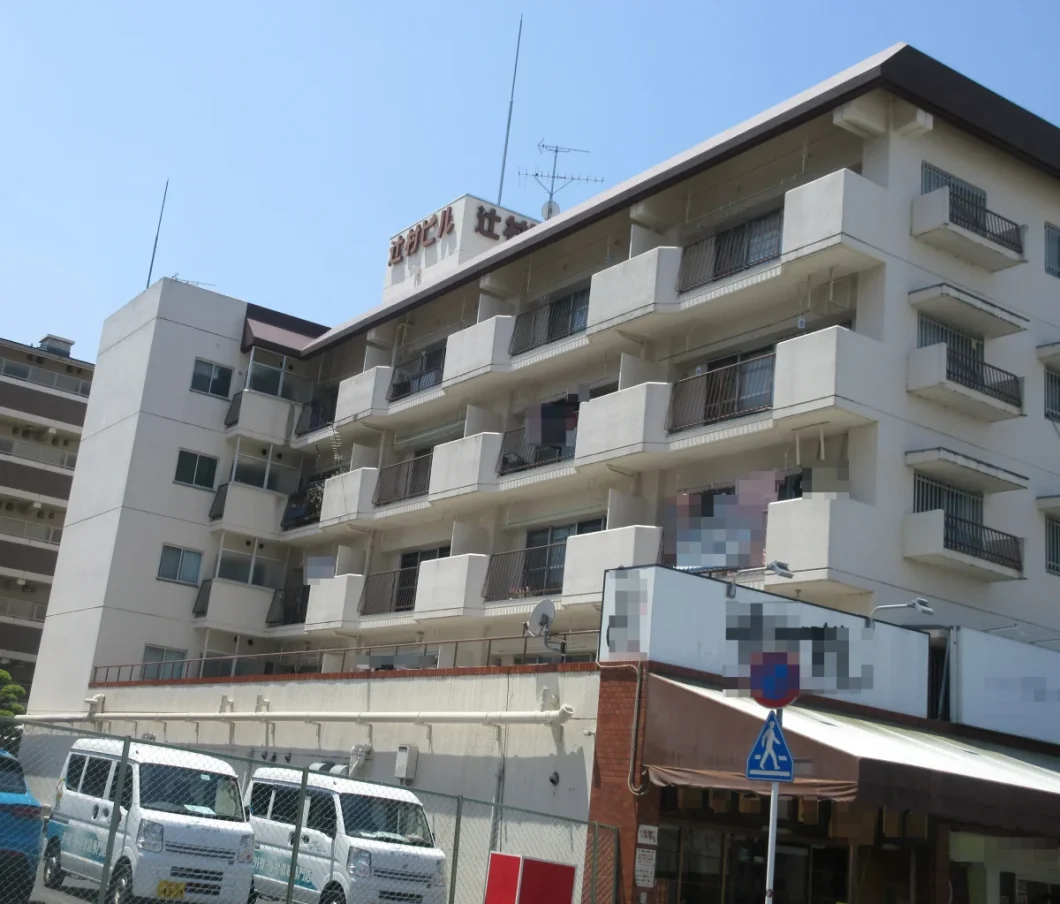 奈良県天理市川原城町辻村ビル様　外壁塗装・防水工事 施工前の写真
