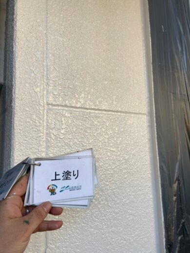 奈良香芝市T様邸　外壁塗装・屋根塗装・防水工事 外壁上塗り