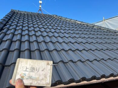 奈良大和高田市S様邸　外壁塗装・屋根塗装工事 屋根上塗り
